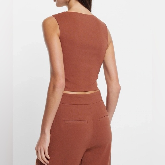 Express Women's Square Neck Cropped Tank Side Zipper Bullion Size XS - NWT $58 - Picture 3 of 16